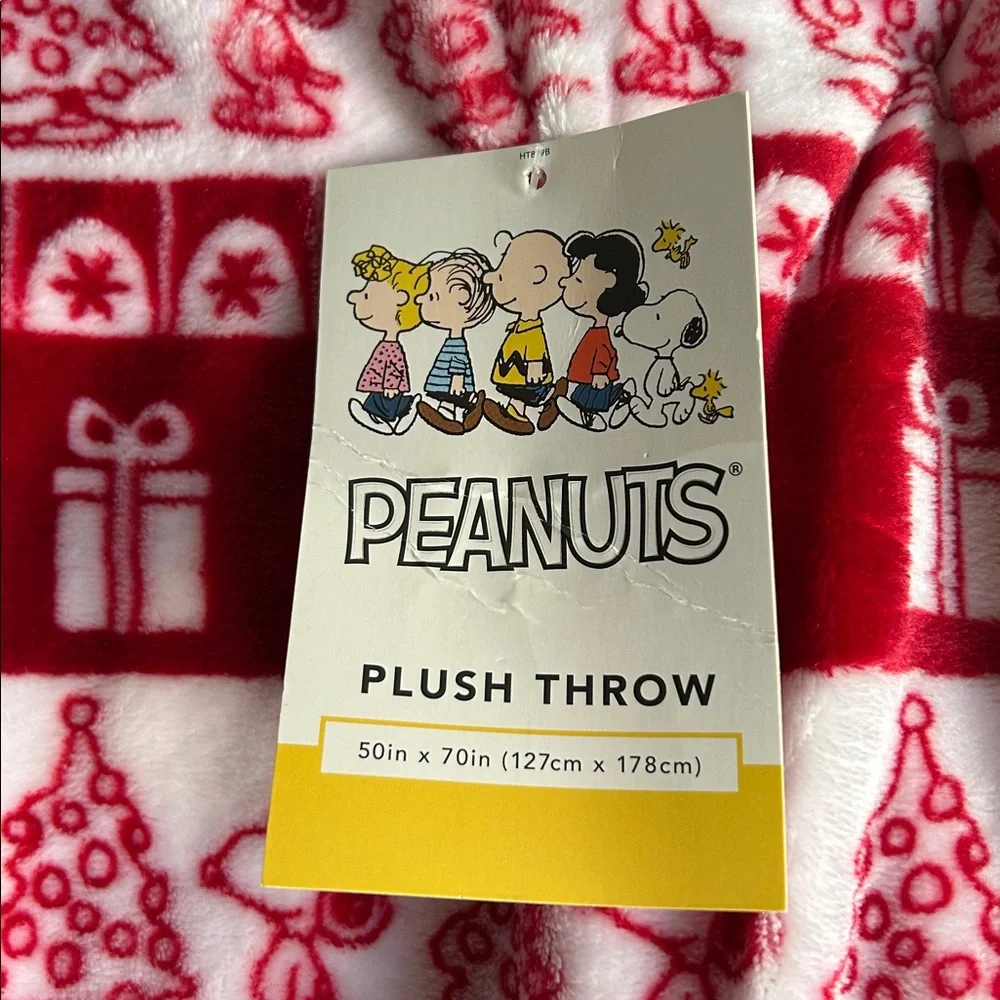 Plush Snoopy Christmas Throw